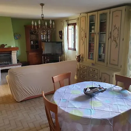 Maison Proche Du *